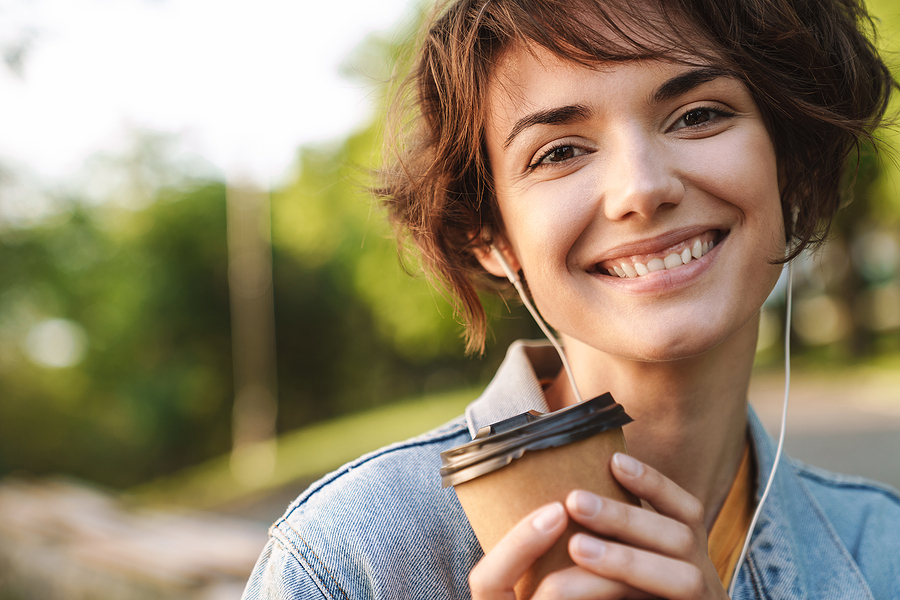 Cosmetic Dentistry Unveiled: How It Enhances Oral Health and Functionality